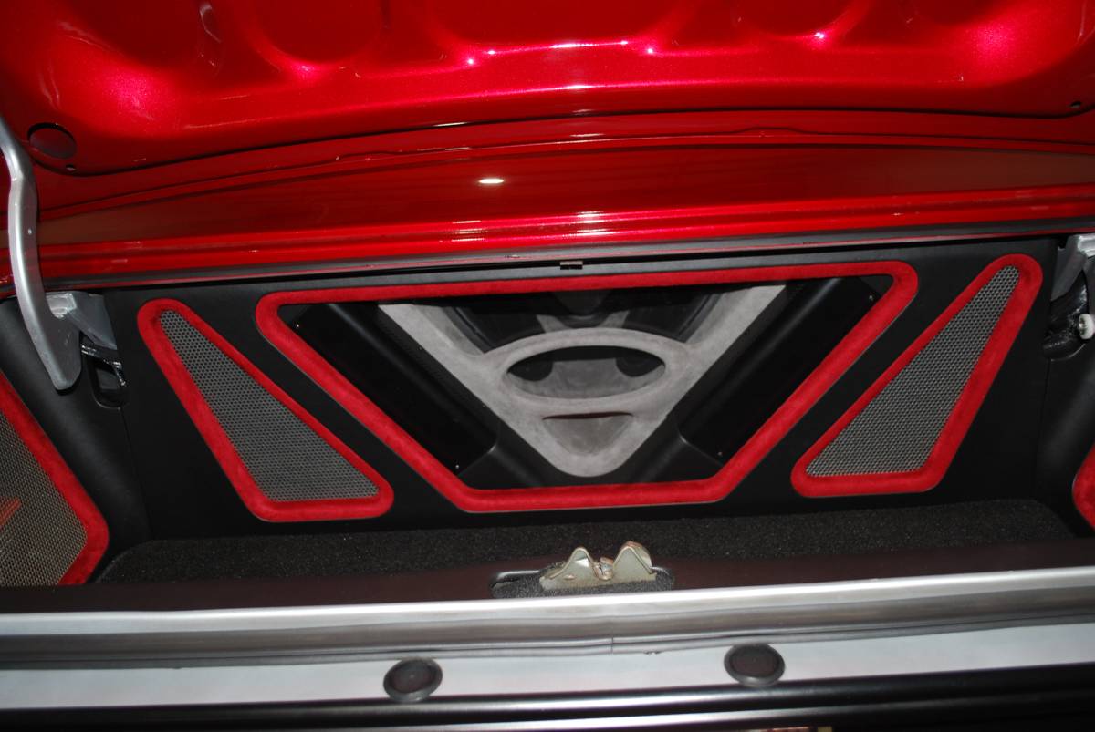 Plymouth-barracuda-1971-custom-13