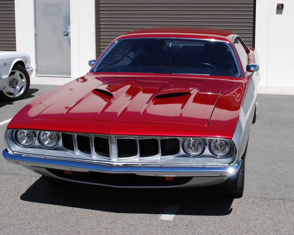 Plymouth-barracuda-1971-custom-4