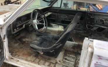 Plymouth-belvedere-1967-grey-2