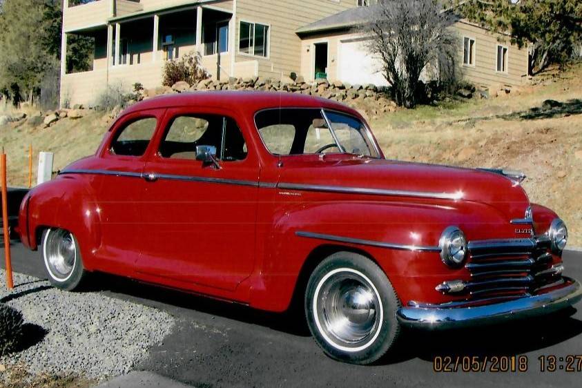Plymouth-coupe-1947-red-1