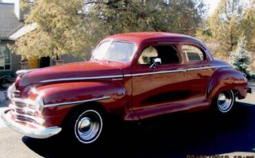 Plymouth-coupe-1947-red