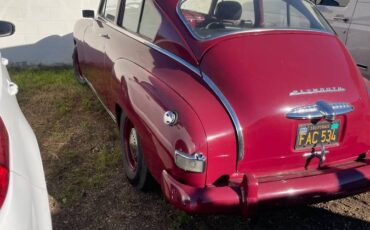 Plymouth-cranbrook-1952-red-1