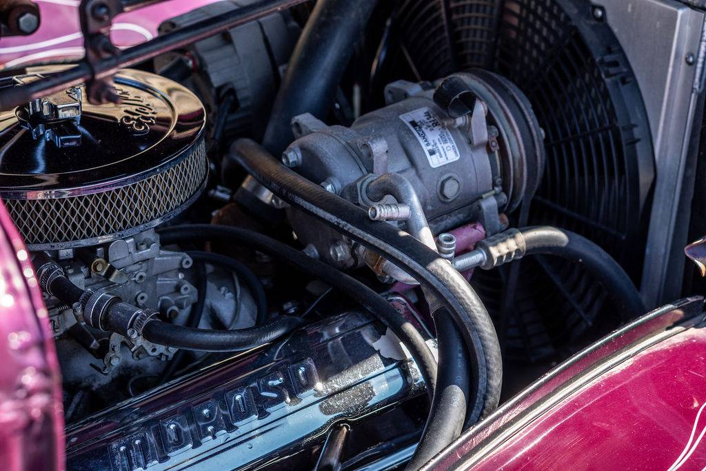 Plymouth-deluxe-1937-2