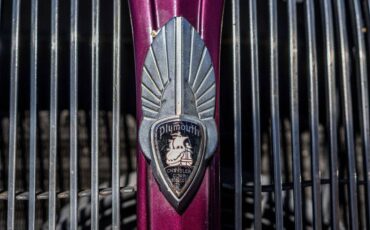Plymouth-deluxe-1937-20