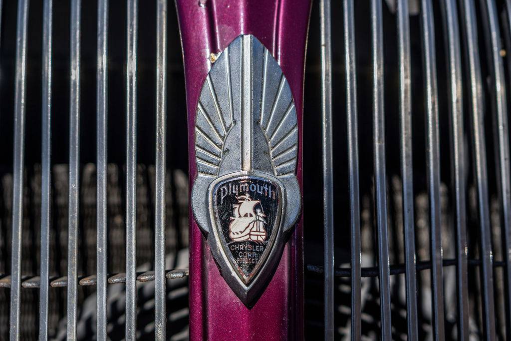 Plymouth-deluxe-1937-20