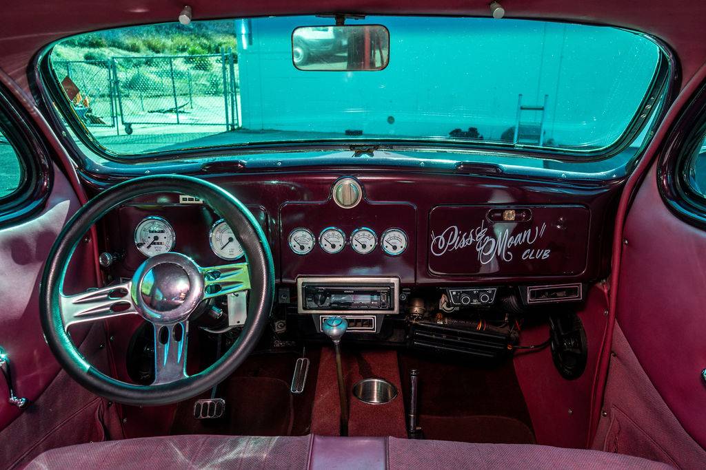 Plymouth-deluxe-1937-9