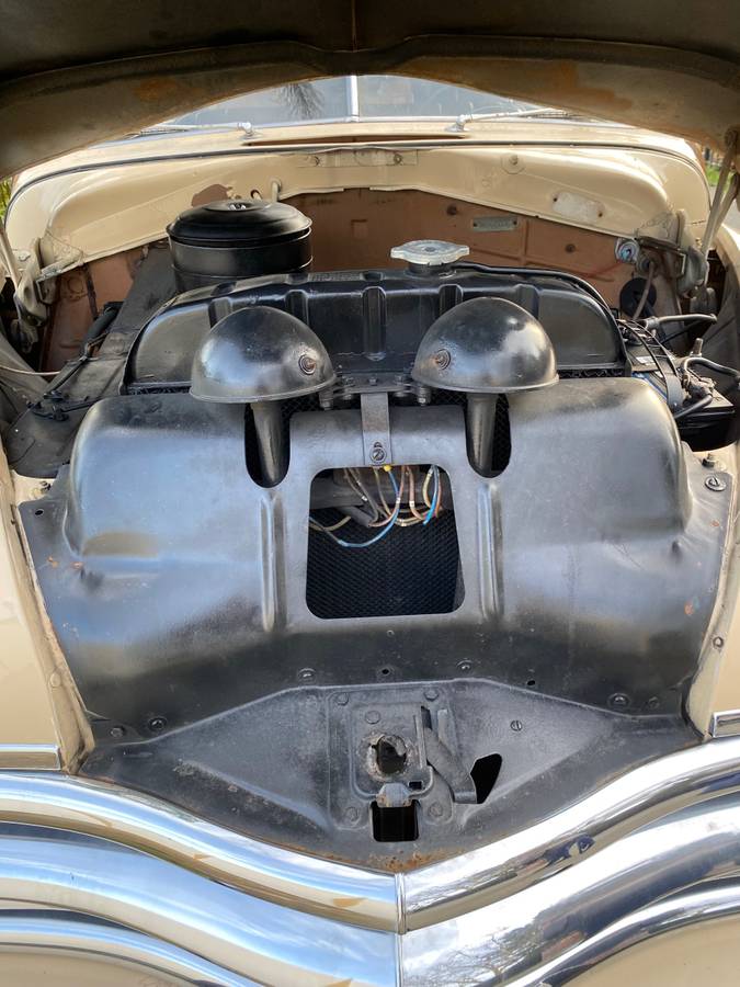 Plymouth-deluxe-woody-wagon-1950-11