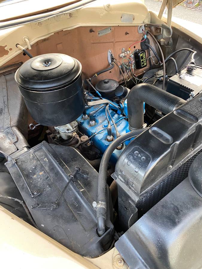 Plymouth-deluxe-woody-wagon-1950-13