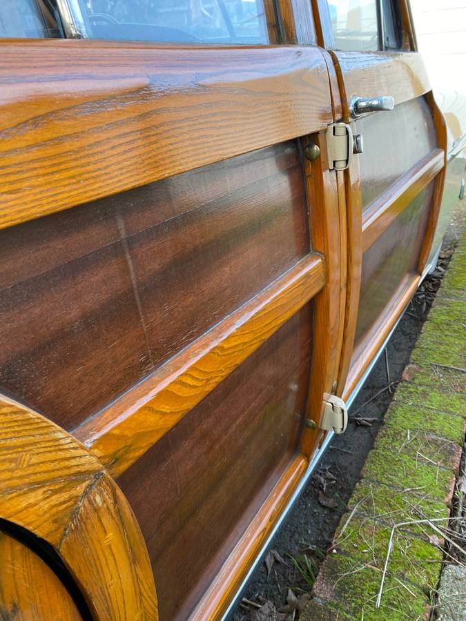 Plymouth-deluxe-woody-wagon-1950-8