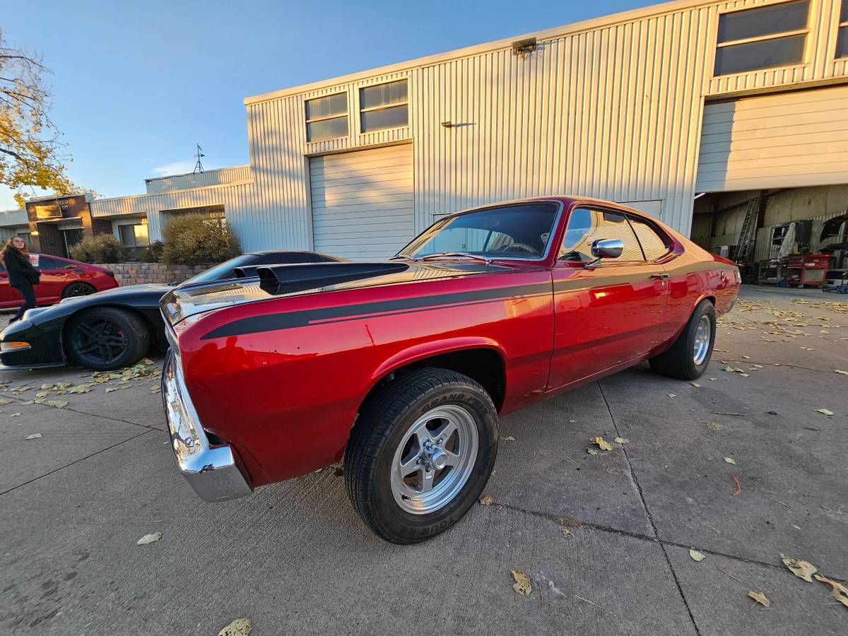 Plymouth-duster-1971-red-1