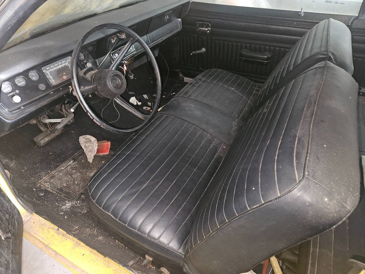 Plymouth-duster-1974-6