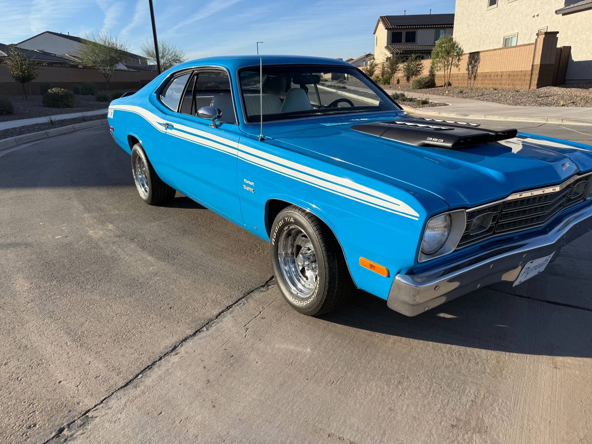 Plymouth-duster-1976-1