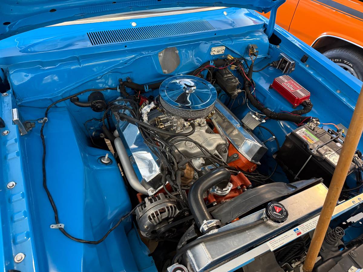 Plymouth-duster-1976-15