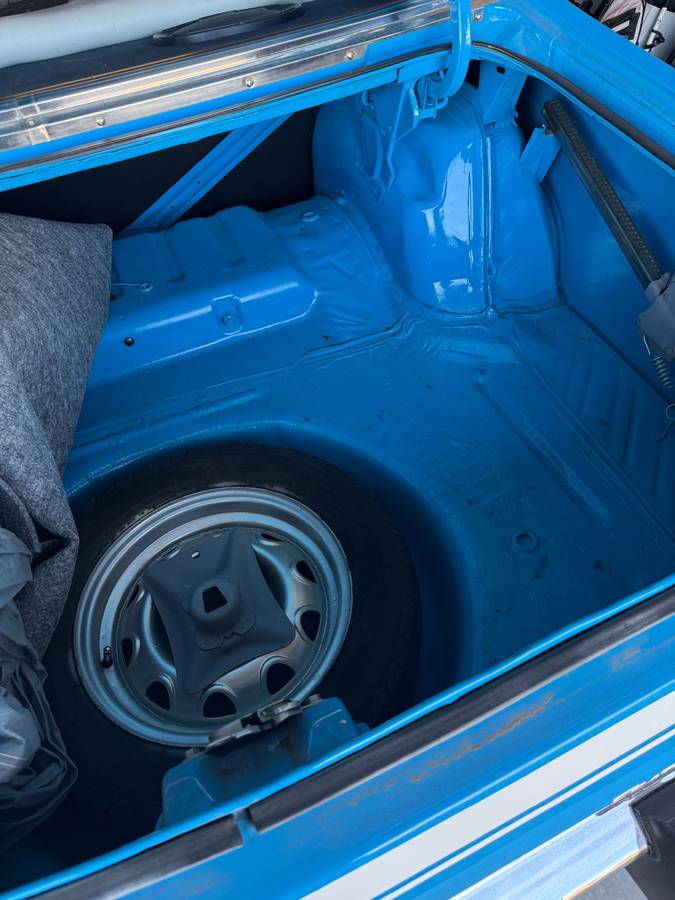 Plymouth-duster-1976-16