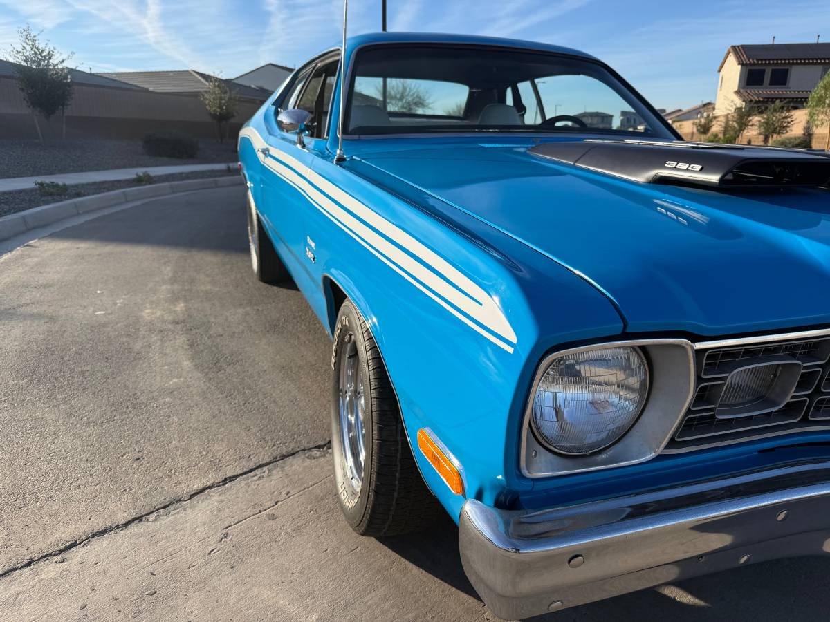 Plymouth-duster-1976-2