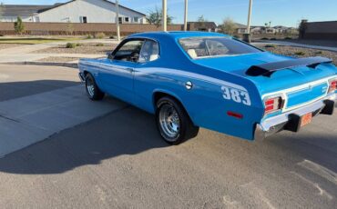 Plymouth-duster-1976-7