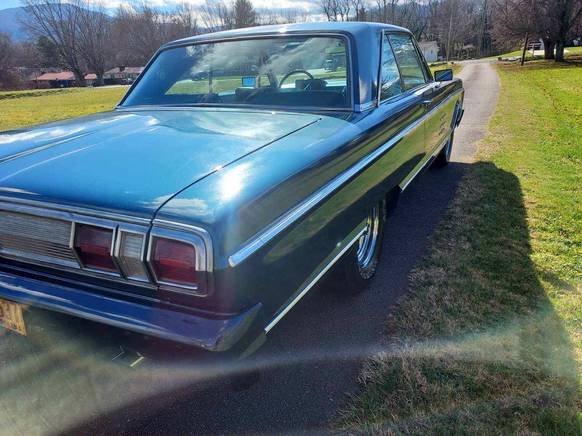 Plymouth-fury-1966-blue-1