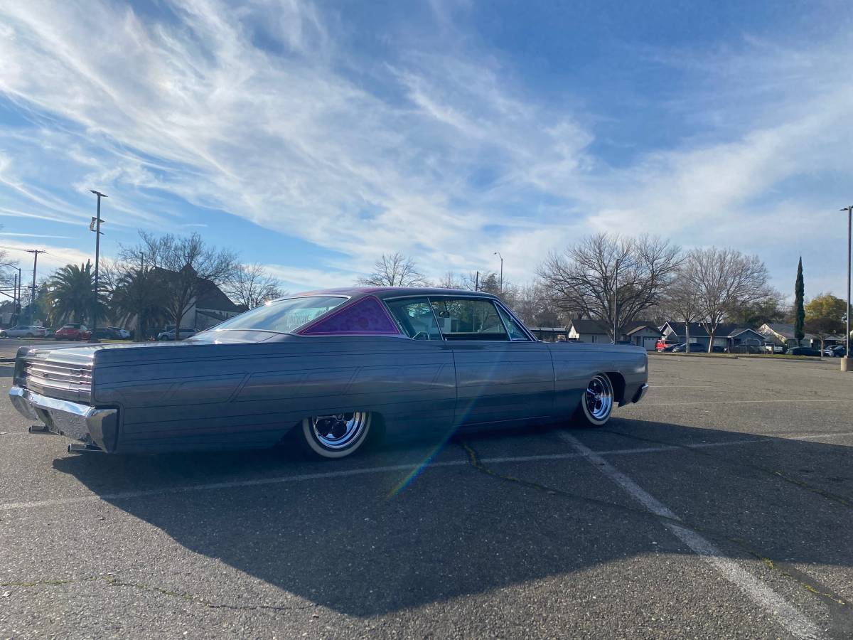 Plymouth-fury-1968-silver-3