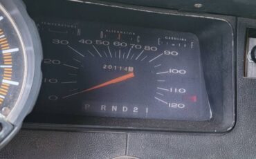 Plymouth-fury-1973-custom-4