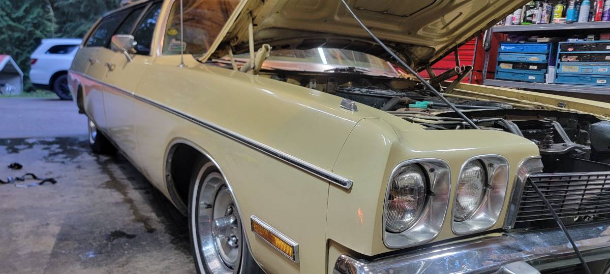 Plymouth-fury-1973-custom-7