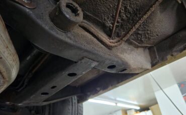 Plymouth-gold-duster-1973-brown-14