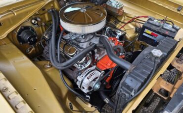 Plymouth-gold-duster-1973-brown-47