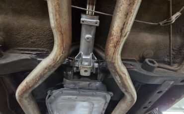 Plymouth-gold-duster-1973-brown-50