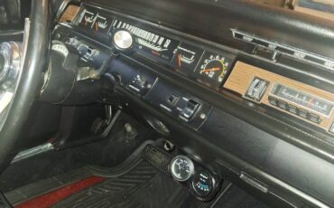 Plymouth-gtx-1968-red-12