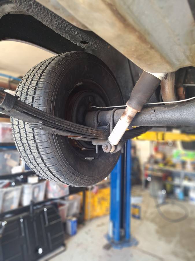 Plymouth-gtx-1968-red-2