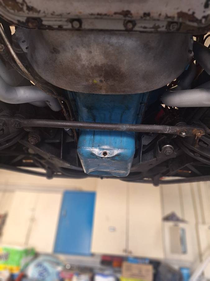 Plymouth-gtx-1968-red-3