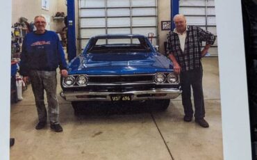 Plymouth-gtx-440-727-1968-blue-7
