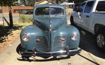 Plymouth-p10-sedan-1940-4