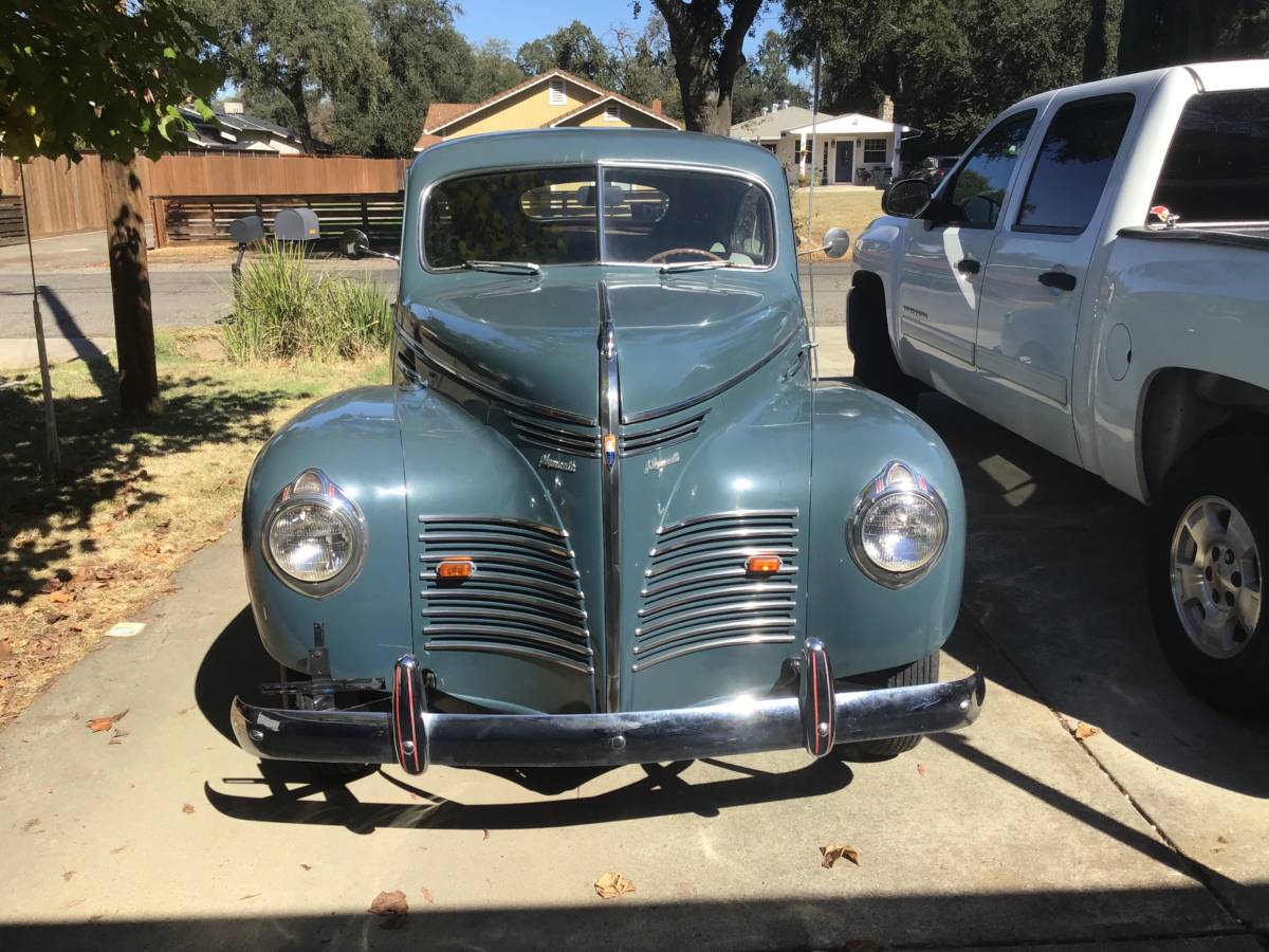 Plymouth-p10-sedan-1940-4