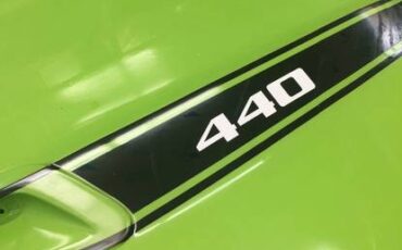 Plymouth-roadrunner-1974-green-4