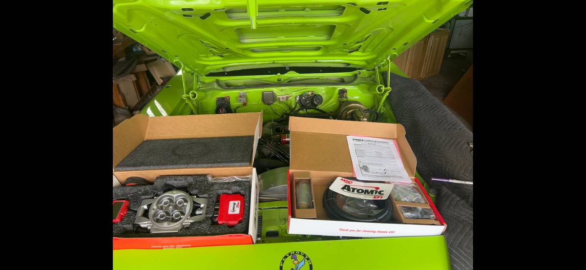 Plymouth-roadrunner-1974-green-6