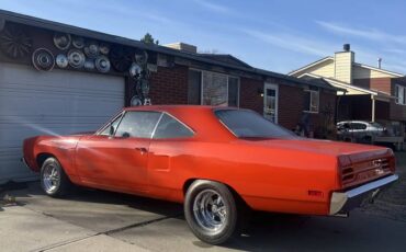Plymouth-satellite-1970-orange-2