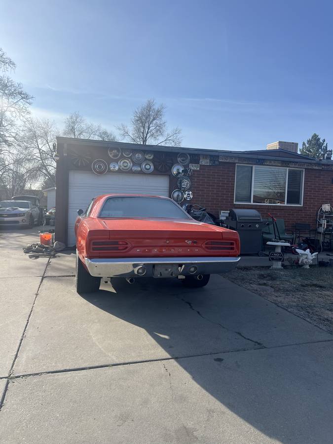 Plymouth-satellite-1970-orange-3
