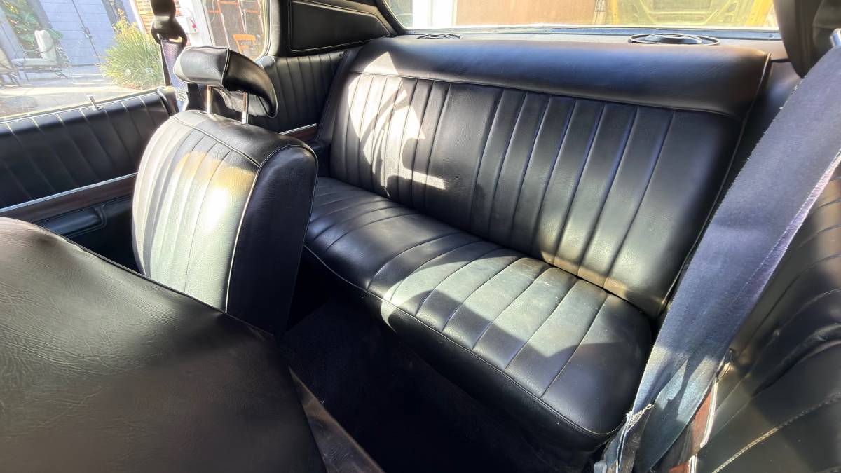 Plymouth-satellite-1974-yellow-8