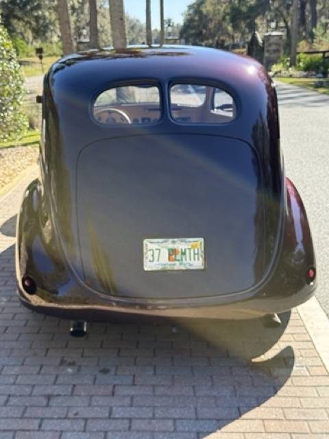 Plymouth-slant-back-1937-custom-5