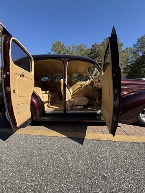 Plymouth-slant-back-1937-custom-8