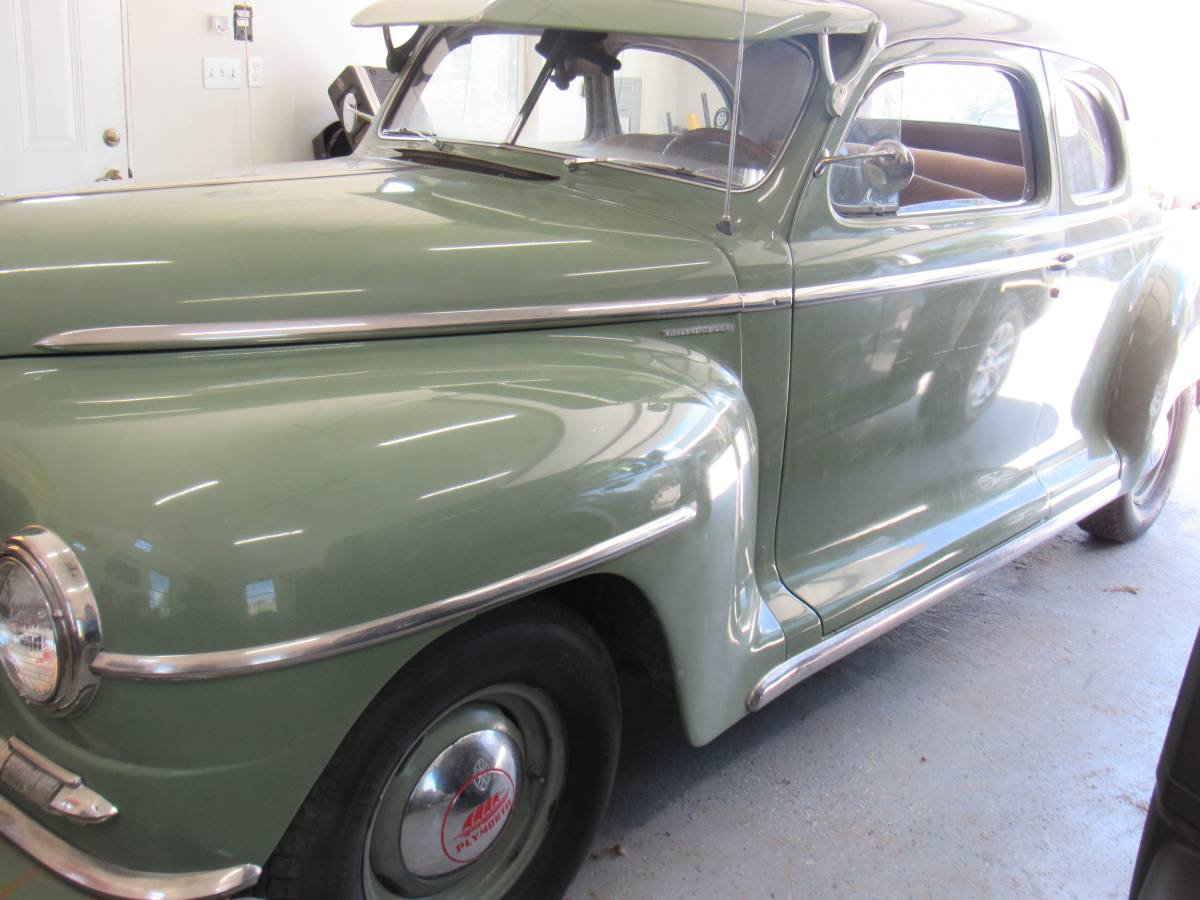 Plymouth-special-deluxe-1948-1