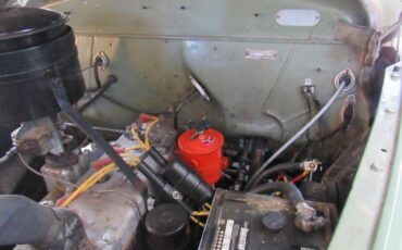 Plymouth-special-deluxe-1948-6