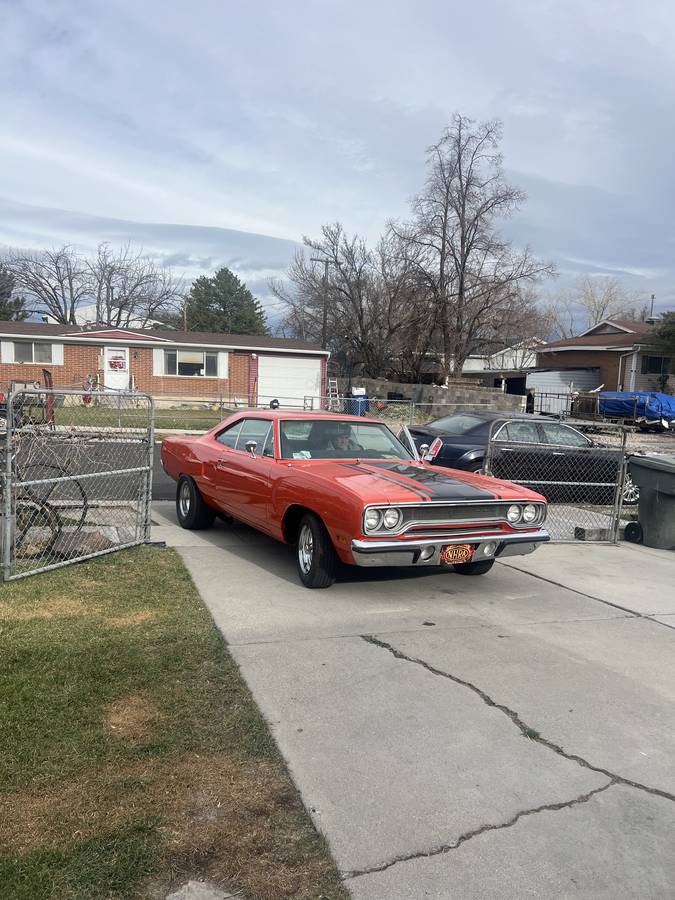 Plymouth-sport-satellite-1970-orange