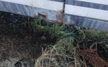 Plymouth-trailduster-1979-brown-14