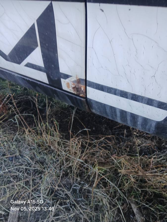 Plymouth-trailduster-1979-brown-2