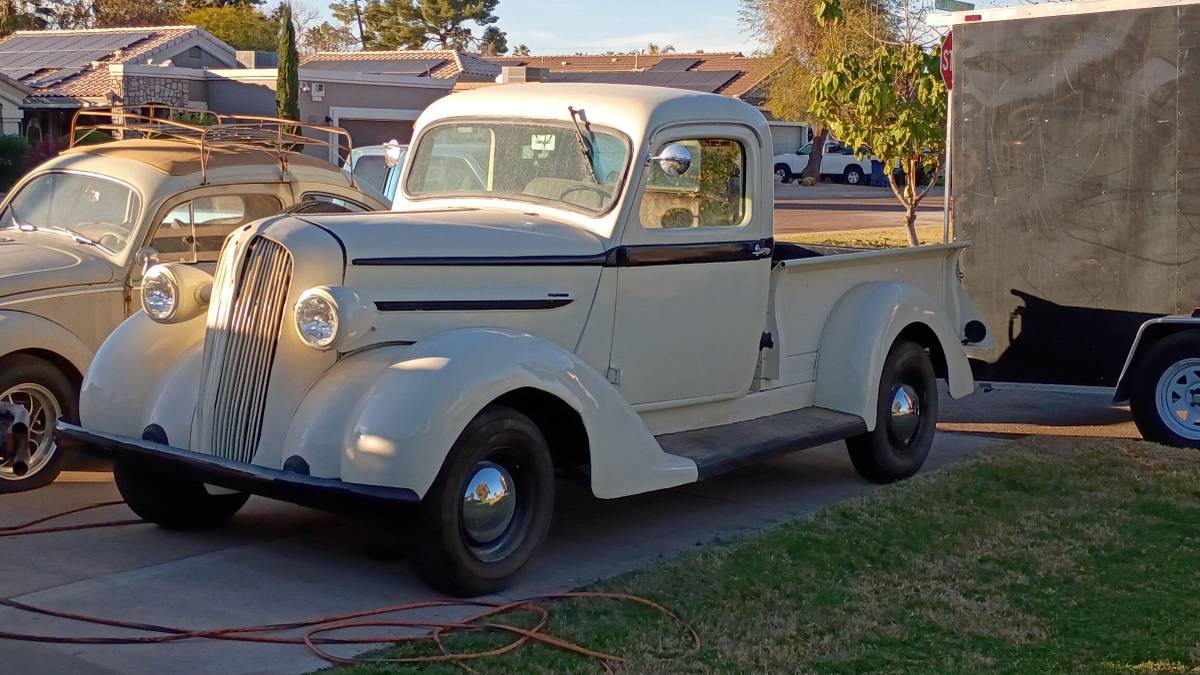 Plymouth-truck-diesel-1937-1
