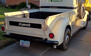 Plymouth-truck-diesel-1937-2