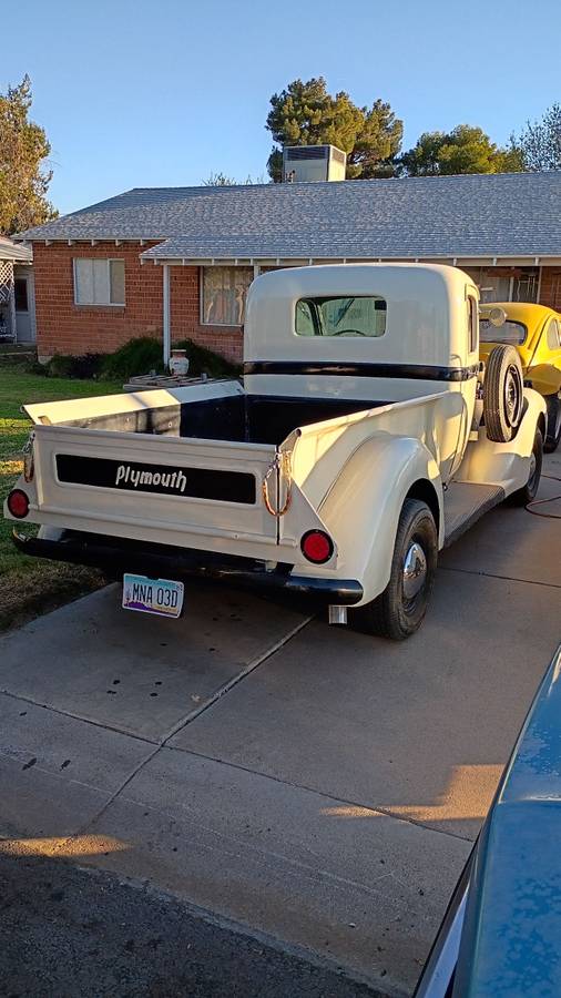 Plymouth-truck-diesel-1937-2