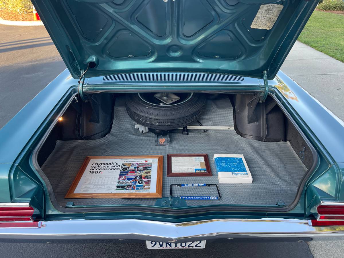 Plymouth-vip-1967-blue-23