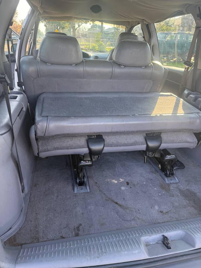 Plymouth-voyager-1996-4